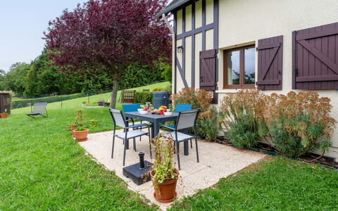 Les Ducs de Normandie: Resort, Swimming Pool, Estate, Shade, Landscaping, Eco Hotel, Hotel, Villa