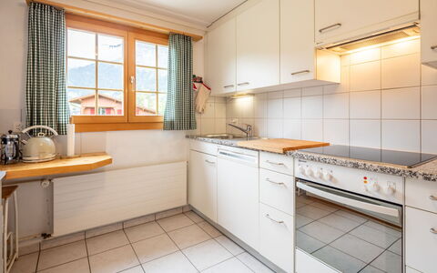 Chalet Cauma: Wood, Interior Design, Flooring, Floor, Kitchen, Furniture, Room, Ceiling, Home, Kitchen Appliance