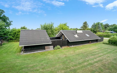 Ragnborg - 700M from the Sea: Grass, Roof, House, Home, Cottage, Groundcover, Lawn, Garden, Farmhouse, Estate