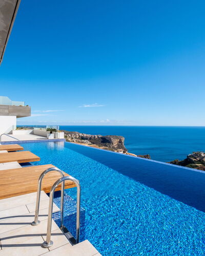 Blue Infinity i