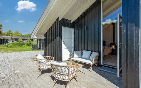 Kristine - 250M from the Sea: Shade, Siding, Plank, Hardwood, Porch, Backyard, Daylighting, Outdoor Furniture