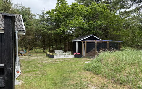 Eikka - from the Sea: Land Lot, Roof, Shed, Rural Area, Garden, Backyard, Garden Buildings, Cottage, Lawn, Yard