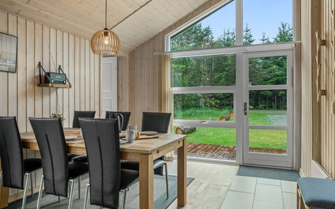 Eikka - from the Sea: Interior Design, Flooring, Wood, Ceiling, Furniture, Floor, Kitchen & Dining Room Table, Light Fixture, Dining Room, Wood Flooring