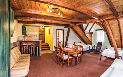Accommodation:&nbsp;Roky - Dolní Náměstí 2.5