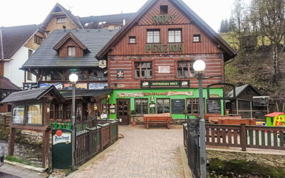 Accommodation:&nbsp;Roky - Dolní Náměstí 2.5