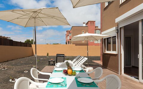 Flor del Atlantico: Balcony, Villa