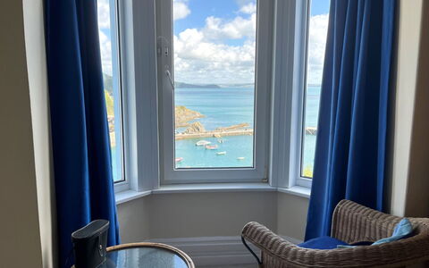 Smugglers View: Balcony, Villa