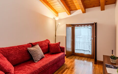 Nido nel Vicolo: Balcony, Villa