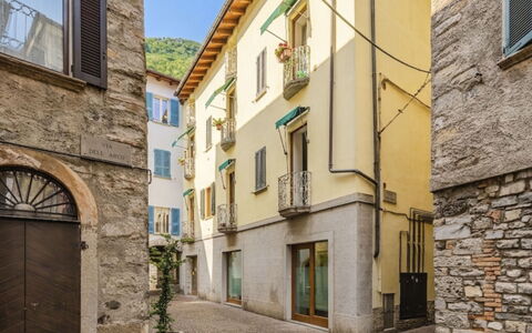 Nido nel Vicolo: Balcony, Villa