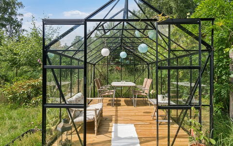 Nis - 1.4Km from the Sea: Garden, Design, Outdoor Structure
