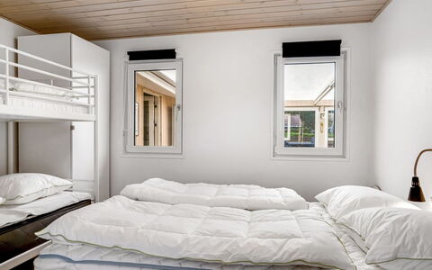 Melisande - from the Sea: Wood, Interior Design, Bedroom, Floor, Furniture, Bed, Ceiling, Room, Bedding, Bed Sheet