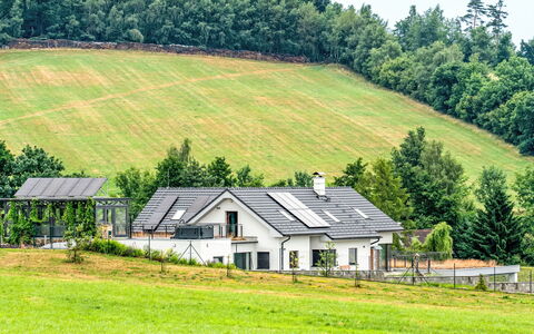 Dačice 100: House, Rural Area, Cottage, Home, Garden, Meadow, Farmhouse, Lawn, Village, Pasture