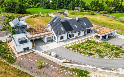 Accommodation:&nbsp;V Šachu 100.2