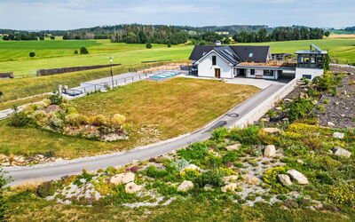Accommodation:&nbsp;V Šachu 100.3