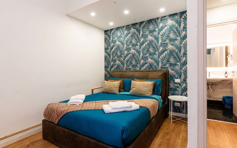 Sanremo 41: Interior Design, Flooring, Floor, Ceiling, Apartment, Shade, Chair, Light Fixture, Lamp, Houseplant