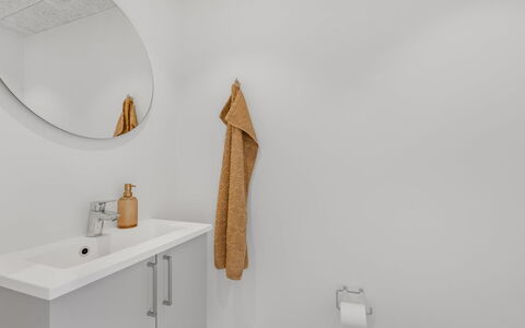 Ila - 350M from the Sea: Plumbing Fixture, Floor, Flooring, Plumbing, Tap, Bathroom Cabinet, Sink, Bathroom Sink, Bathroom, Mirror