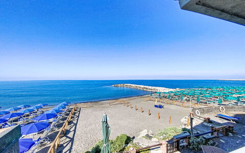 Cecina 570: Blue, Body Of Water, Sea, Horizon, Coastal And Oceanic Landforms, Coast, Ocean, Beach, Resort, Shore