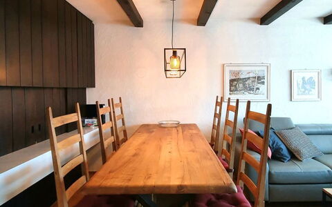 Via Sulten 12: Furniture, Interior Design, Flooring, Wall, Floor, Wood, Table, Ceiling, Chair, Kitchen & Dining Room Table