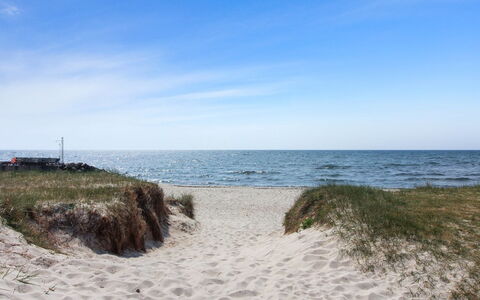 Eliene - 500M from the Sea: Sky, Blue, Body Of Water, Beach, Natural Environment, Horizon, Coast, Sea, Summer