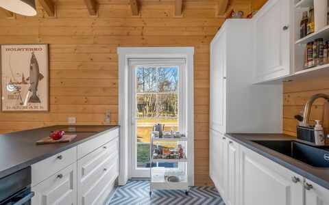 Taija - 200M to the Fjord: Kitchen, Wood, Flooring, Interior Design, Countertop, Floor, Kitchen Appliance, Cabinetry, Furniture, Major Appliance