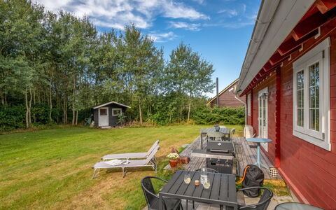 Taija - 200M to the Fjord: House, Cottage, Home, Farmhouse, Siding, Estate, Yard, Garden Buildings, Lawn, Garden