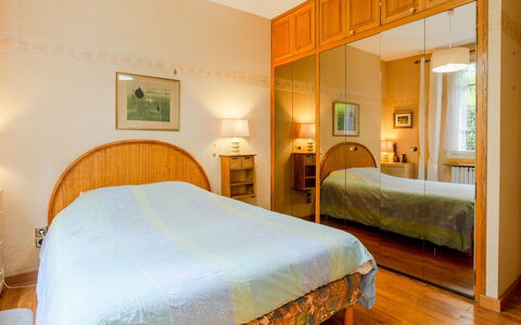 Villerville: Bed, Furniture, Bedroom, Interior Design, Bedding, Bed Sheet, Wood, Floor, Flooring, Ceiling