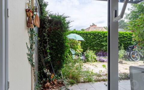 Les Portes de la Mer: Shrub, Door, Shade, Garden, Flowerpot, Home Door, Houseplant, Yard, Backyard, Courtyard
