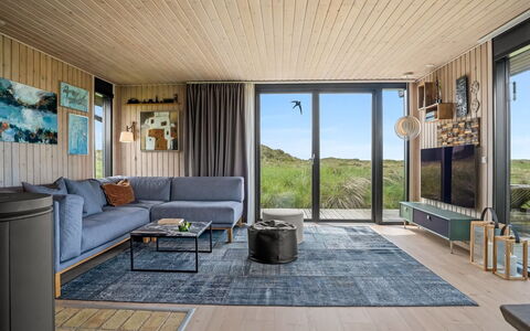 Beatrice - 350M from the Sea: Wood, Furniture, Interior Design, Home, Floor, Flooring, Living Room, Couch, Wood Flooring