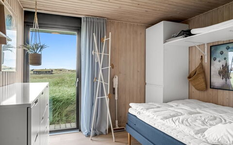 Beatrice - 350M from the Sea: Wood, Furniture, Interior Design, Floor, Bedroom, Flooring, Bed, Ceiling, Wood Stain, Hardwood