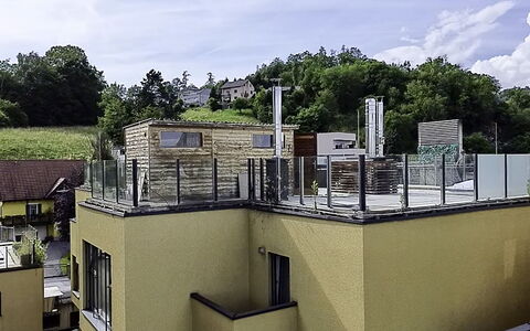 Goldener Turm: Roof, Residential Area, Home, Balcony, Apartment, Handrail, Daylighting, Fence, Deck, Porch