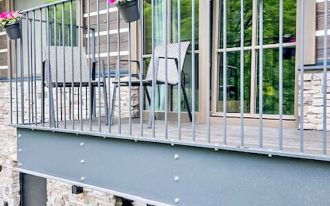 Pod Hvězdami: Handrail, Baluster, Balcony, Porch, Composite Material, Iron, Metal, Deck, Fence