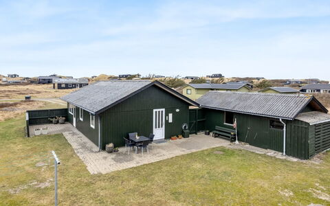 Sida - 400M from the Sea: Blue, Cottage, House, Home, Farmhouse, Estate, Siding