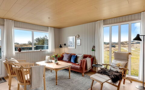 Sida - 400M from the Sea: Blue, Cottage, House, Home, Farmhouse, Estate, Siding