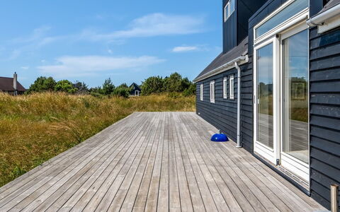 Toska - 800M from the Sea: Blue, Cottage, House, Home, Farmhouse, Estate, Siding