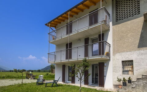 Isola Verde Garden Home: Home, Land Lot, Porch, Balcony, Cottage, Lawn, Estate, Shade, Farmhouse, Yard