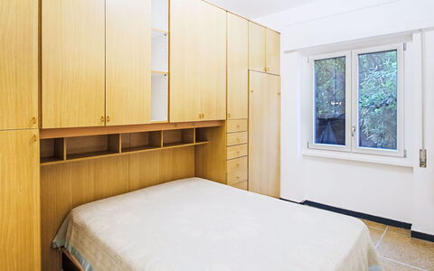 Ardesia: Wood, Flooring, Interior Design, Floor, Furniture, Room, Bedroom, Bed, Apartment, Hardwood