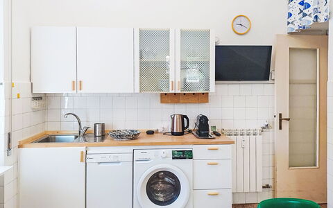 Ardesia: Kitchen Appliance, Kitchen, Major Appliance, Countertop, Home Appliance, Interior Design, Washing Machine, Flooring, Cabinetry, Room