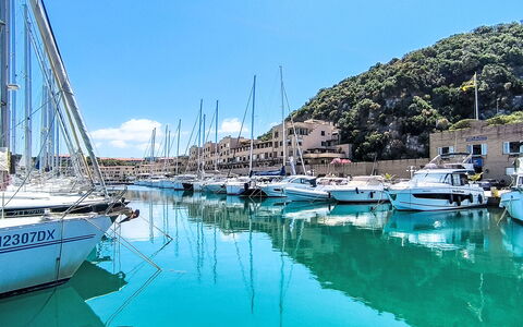 Al Porto: Boat, Marina, Watercraft, Boats And Boating--Equipment And Supplies, Port, Harbor, Waterway, Dock, Ship, Naval Architecture