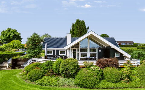 Hélène - 1.1Km from the Sea: Home, House, Cottage, Estate, Garden, Farmhouse, Yard, Lawn, Landscaping, Villa