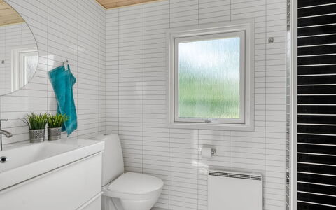 Lucian - from the Sea: Flooring, Plumbing Fixture, Interior Design, Floor, Bathroom, Plumbing, Sink, Tile, Bathroom Cabinet, Tap