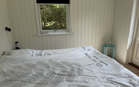 Lucian - from the Sea: Bedroom, Wood, Bed Sheet, Bedding, Linens, Bed, Floor, Flooring, Interior Design, Room