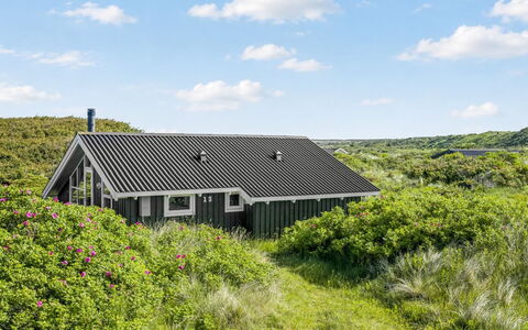 Glennie - 500M from the Sea: Roof, Architecture, Cottage, House, Home, Land Lot, Rural Area, Farmhouse, Estate, Slope