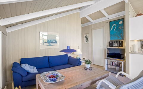 Glennie - 500M from the Sea: Furniture, Interior Design, Wood, Flooring, Floor, Ceiling, Living Room, Home, Couch, Room