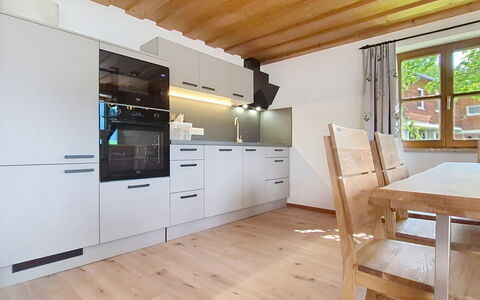 Hoamat Stadlfeld: Flooring, Interior Design, Wood, Kitchen, Floor, Furniture, Wood Flooring, Countertop, Ceiling, Cabinetry