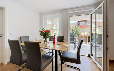 Endingen am Kaiserstuhl 100: Furniture, Interior Design, Flooring, Floor, Table, Chair, Kitchen & Dining Room Table, Dining Room, Room, Wood Flooring