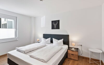 Accommodation:&nbsp;Christine (S3) 100.3