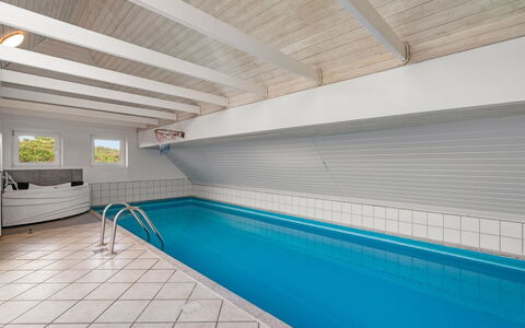 Janne - from the Sea: Resort, Estate, Hacienda, Balcony, Resort Town, Swimming Pool, Hotel, Seaside Resort, Landscaping