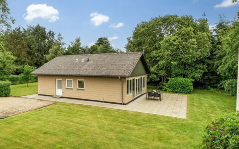 Adisl - 300M to the Fjord: House, Roof, Cottage, Home, Farmhouse, Estate, Lawn, Garden Buildings, Garden, Siding