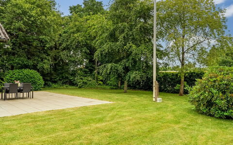 Adisl - 300M to the Fjord: Grass, Tree, Shrub, Garden, Land Lot, Lawn, Shade, Woody Plant, Landscaping
