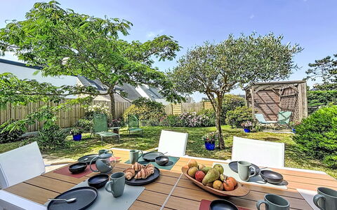 Maison Kercambre: Resort, Estate, Hacienda, Balcony, Resort Town, Swimming Pool, Hotel, Seaside Resort, Landscaping